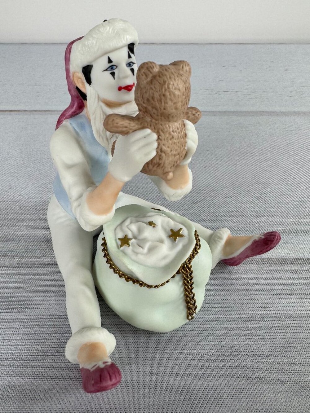 Hallmark 1987 "Christmas Time Mime" Porcelain Ornament Limited Edition